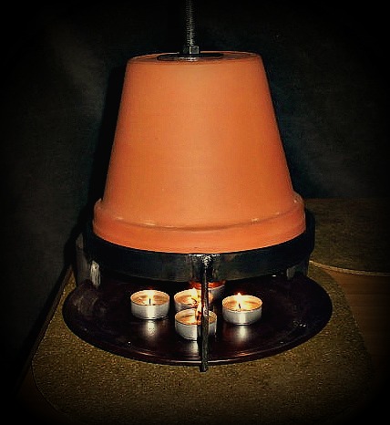 Installera ackumulatortank: Värmeljus kamin